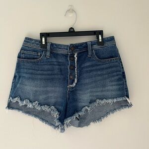 Hollister High-Rise Mom Short 3”